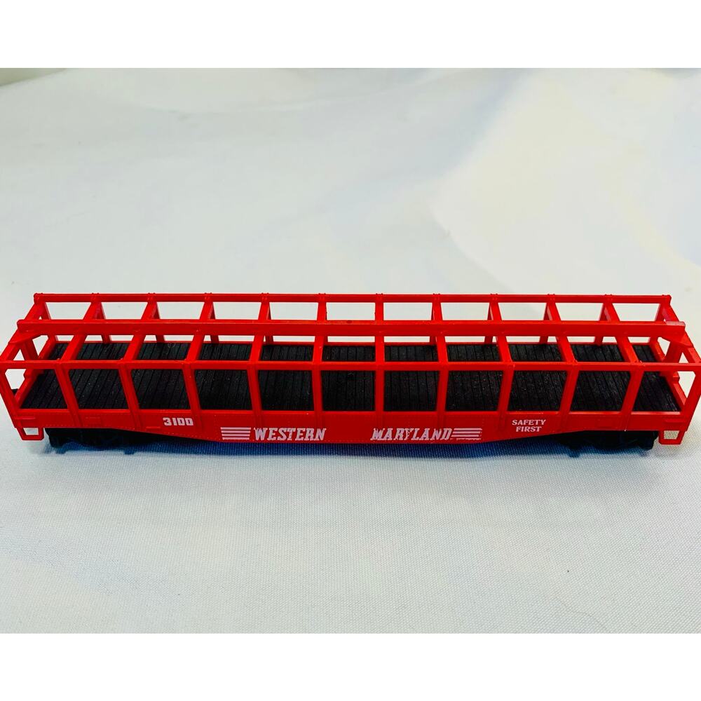 HO Scale Model Train Car Set. - Picture 4 of 5